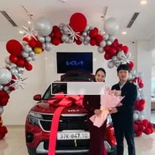 Hoạt động tư vấn và giao xe Kia tại Nghệ An 4
