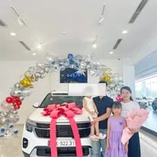 Hoạt động tư vấn và giao xe Kia tại Nghệ An 5